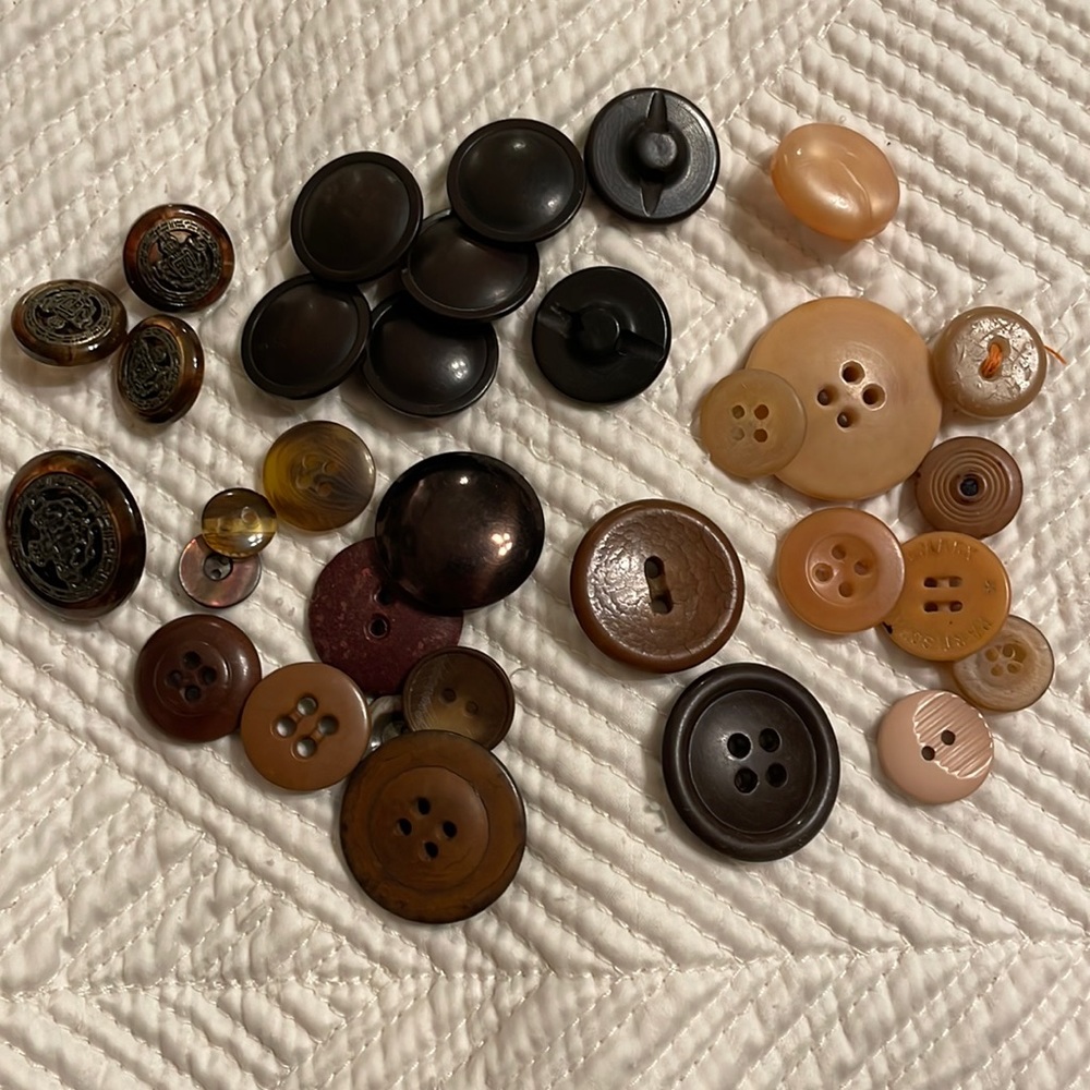 Button bundle #14 - brown